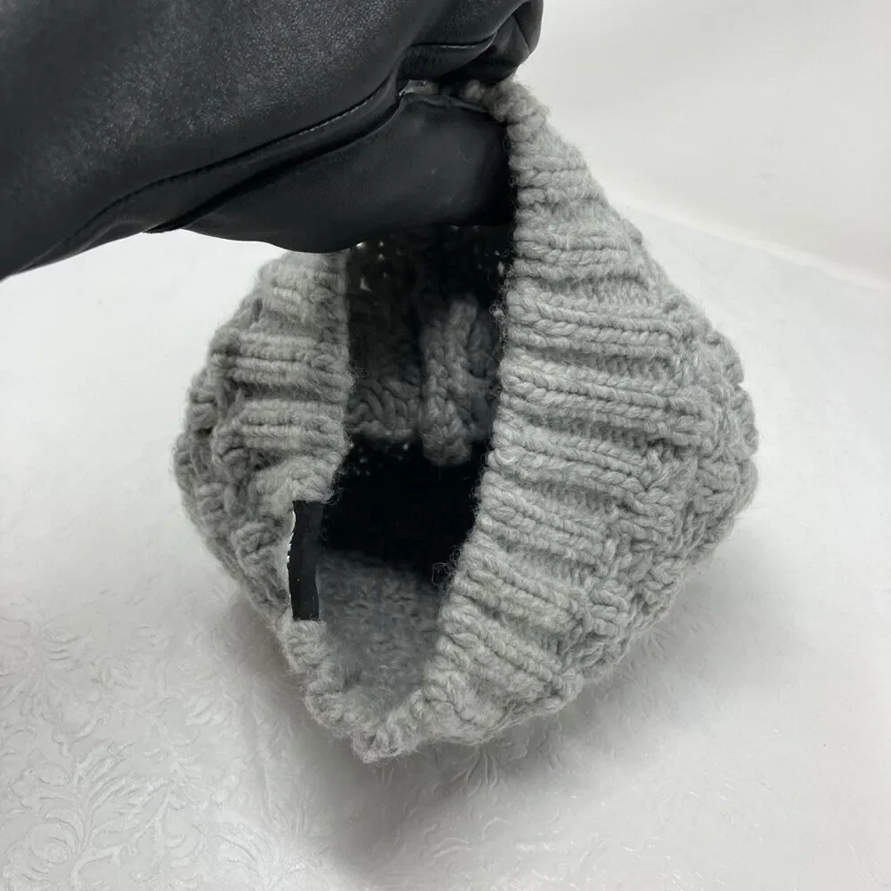 Wool Blend Beanie Hat Pom Knit Ski Hat Cuff Gray Yutro Poland Vintage